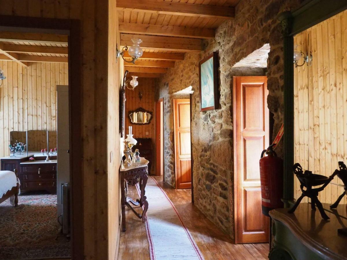 Casa Do Monge Guest House Leomil Ngoại thất bức ảnh