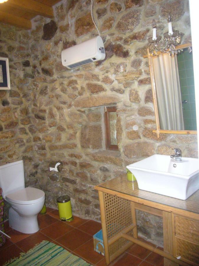 Casa Do Monge Guest House Leomil Ngoại thất bức ảnh